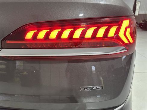 Used 2021 Audi Q7 2.0T Premium Plus w/ Premium Plus Package image 11