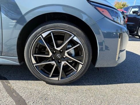 New 2025 Nissan Sentra SR w/ SR Premium Package image 11