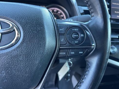 Used 2024 Toyota Camry SE image 17