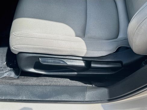Certified 2020 Honda Accord LX image 17