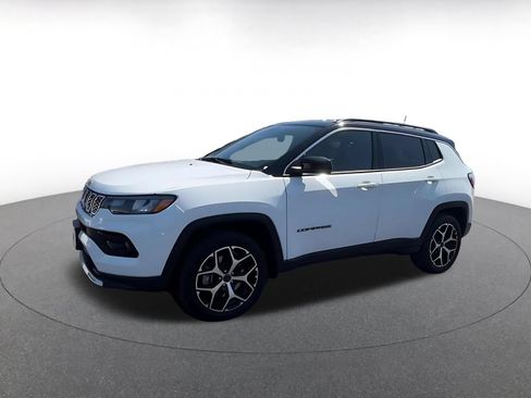 Used 2025 Jeep Compass Limited AWD/4WD image 8