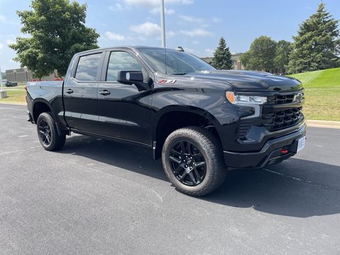 Used 2026 Chevrolet Silverado 1500 LT Trail Boss w/ LT Trail Boss Premium Package AWD/4WD image 7