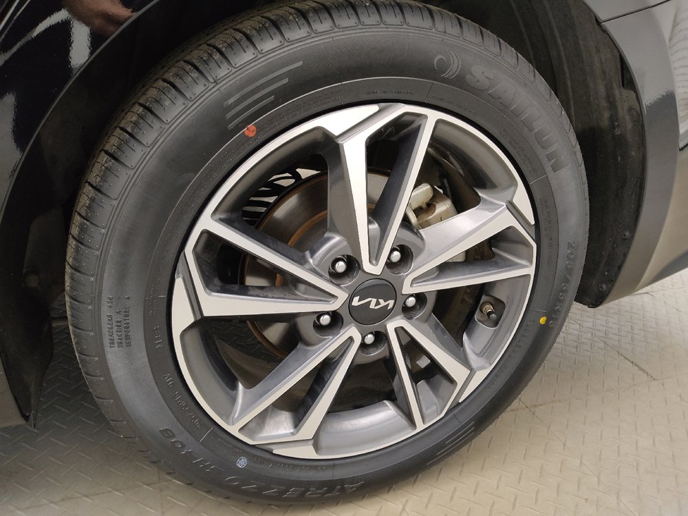 Used 2022 Kia Forte LXS w/ LXS Technology Package FWD image 31