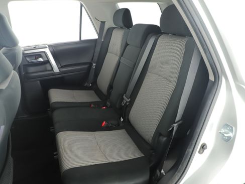 Used 2021 Toyota 4Runner SR5 image 24