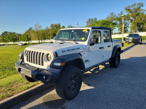 Used 2020 Jeep Gladiator Sport w/ Quick Order Package 24S image 1
