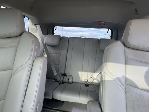 Used 2018 Cadillac Escalade Luxury w/ LPO, Radiant Package image 22