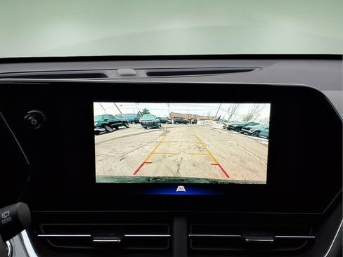 Used 2025 Chevrolet Trax LT w/ Driver Confidence Package image 18