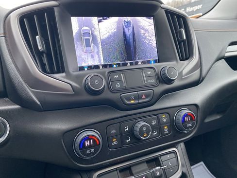 Used 2024 GMC Terrain AT4 w/ Tech Package image 36