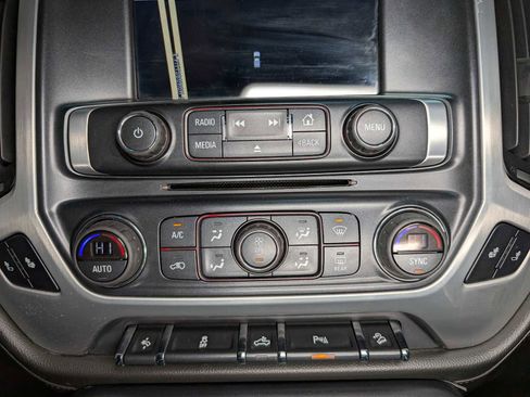 Used 2015 GMC Sierra 1500 SLT w/ SLT Preferred Package image 33