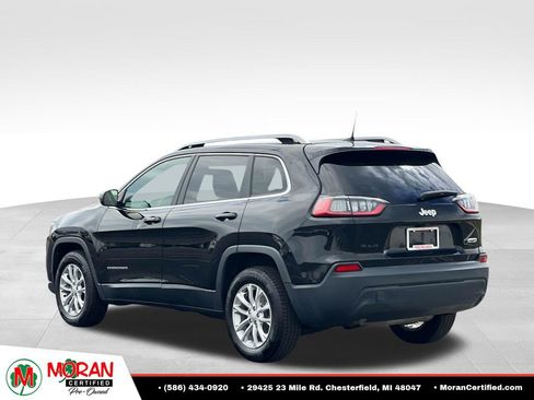Used 2019 Jeep Cherokee Latitude w/ Popular Appearance Group AWD/4WD image 4