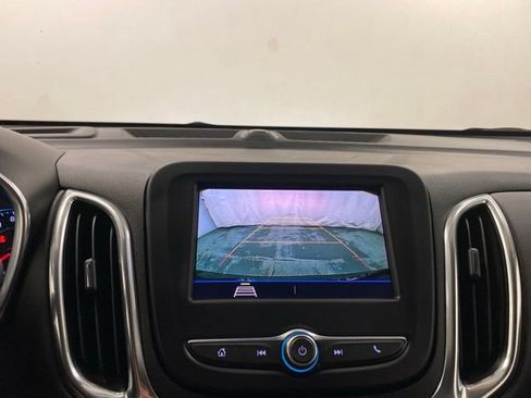 Used 2021 Chevrolet Equinox LT FWD image 12