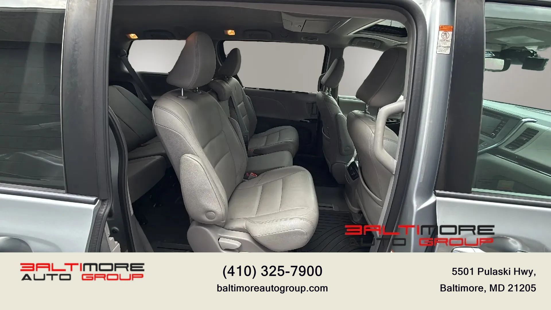 Used 2019 Toyota Sienna XLE Premium FWD image 21