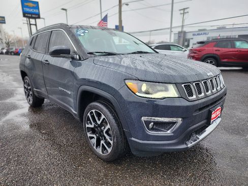 Used 2018 Jeep Compass Limited w/ Navigation Group image 24