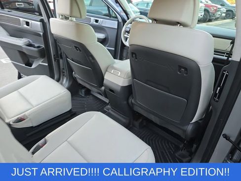 Used 2024 Hyundai Santa Fe Calligraphy AWD/4WD image 11