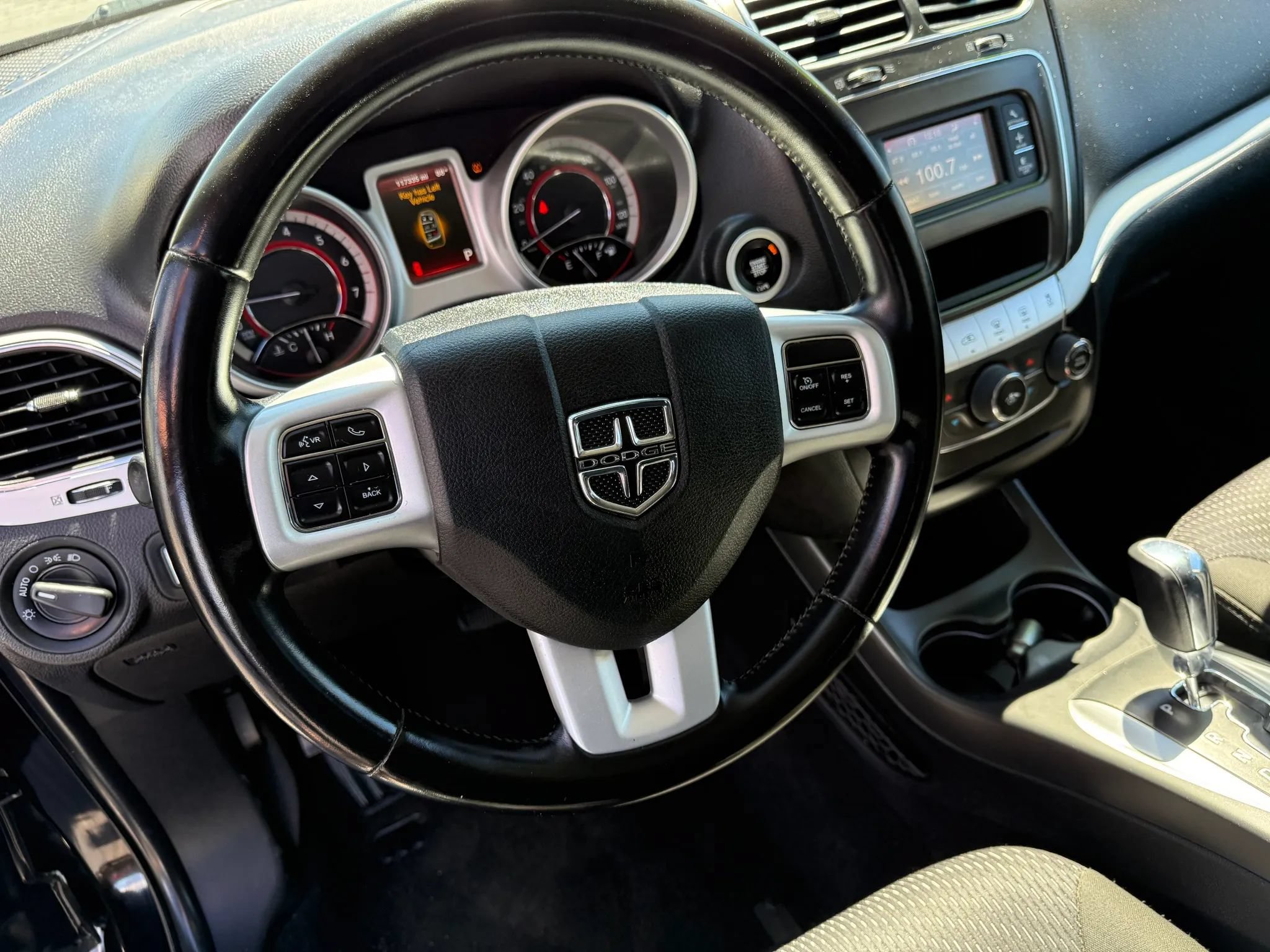 Used 2020 Dodge Journey SE w/ SE Popular Equipment Group FWD image 16