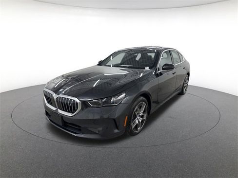 Certified 2024 BMW i5 eDrive40i w/ M Sport Package image 1