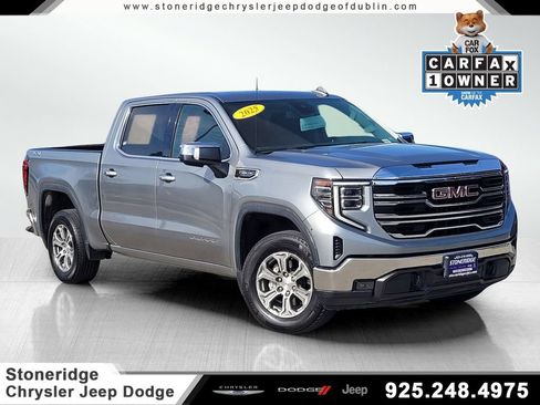 Used 2025 GMC Sierra 1500 SLT AWD/4WD image 1