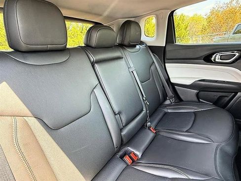 Used 2022 Jeep Compass Limited image 25