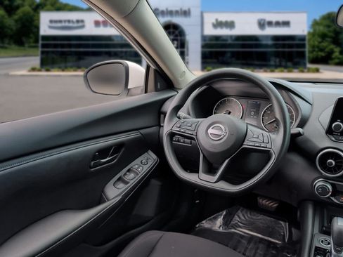 Used 2025 Nissan Sentra S FWD image 31