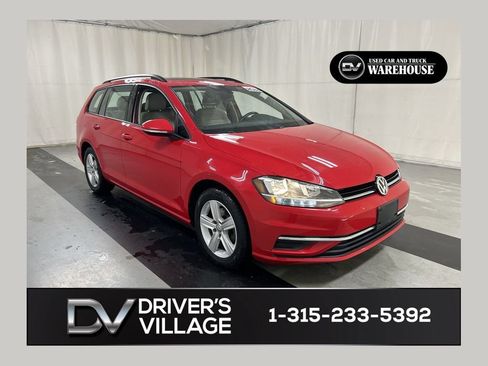 Used 2018 Volkswagen Golf SE FWD image 1