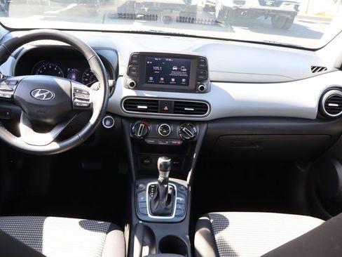Used 2018 Hyundai Kona SEL AWD/4WD image 20