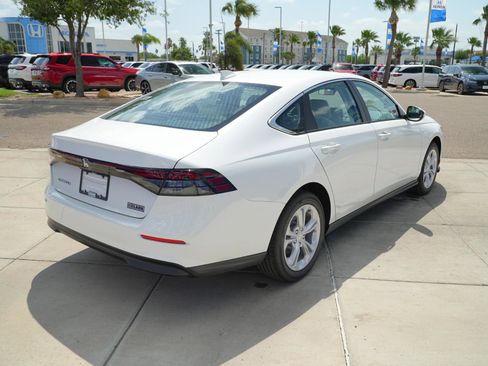 New 2026 Honda Accord LX image 5