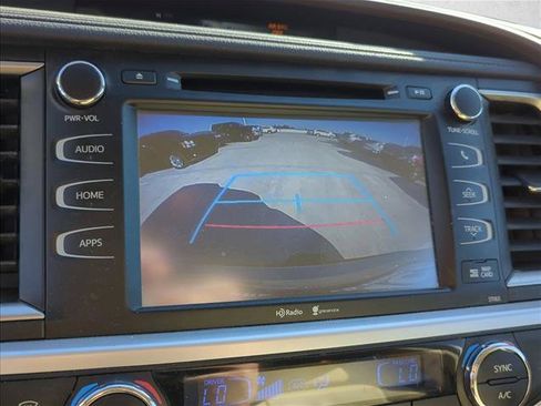 Used 2015 Toyota Highlander XLE image 20