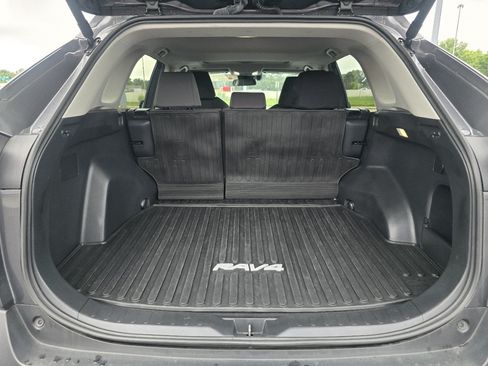 Certified 2024 Toyota RAV4 XLE w/ Convenience Package AWD/4WD image 19