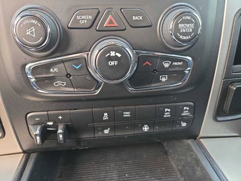 Used 2014 RAM 1500 Outdoorsman image 27