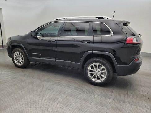 Used 2019 Jeep Cherokee Latitude w/ Popular Appearance Group AWD/4WD image 3