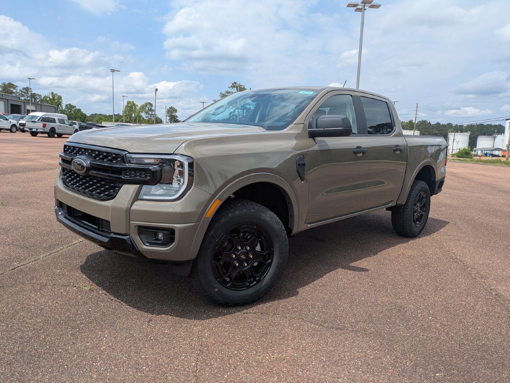 New 2026 Ford Ranger XLT w/ Equipment Group 301A High AWD/4WD image 4