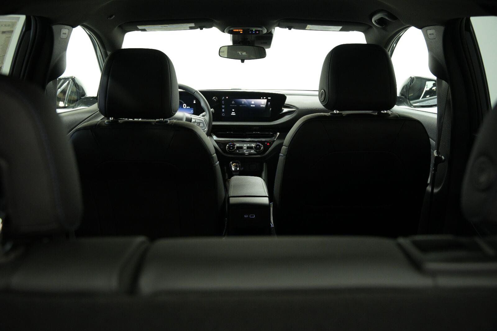 New 2026 Buick Envista Sport Touring w/ Convenience I Package FWD image 15