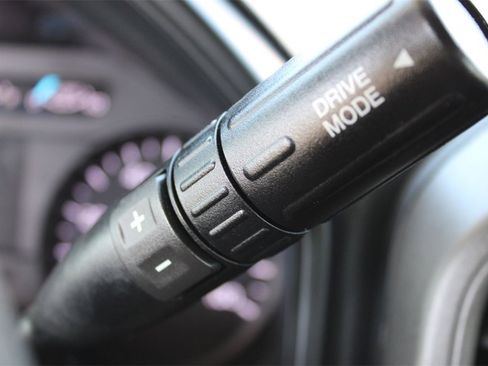 Used 2022 Ford F550 4x4 Crew Cab Super Duty w/ Power Equipment Group image 27