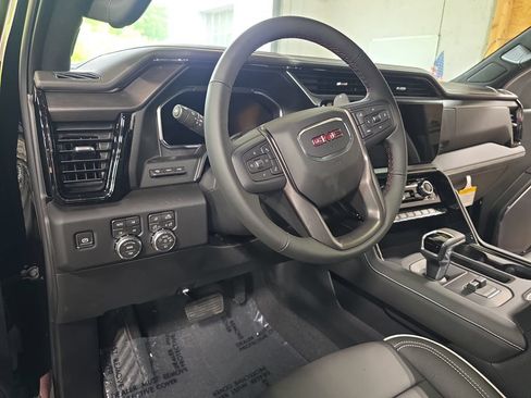 New 2026 GMC Sierra 1500 AT4X w/ LPO, Black Badging Package AWD/4WD image 15
