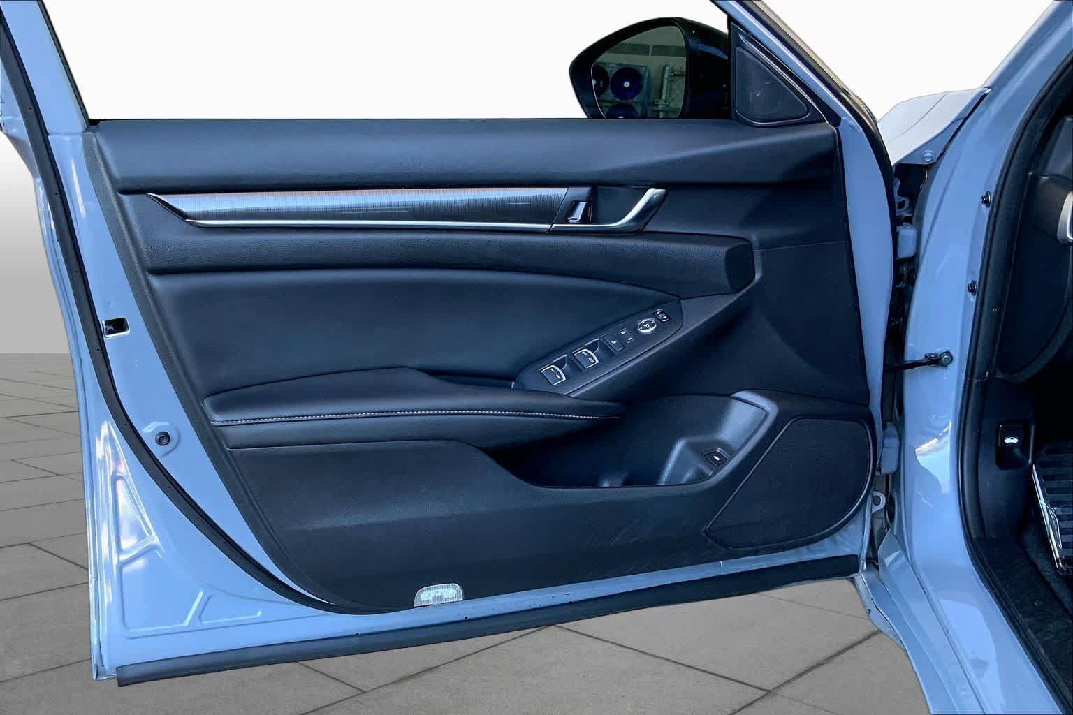 Used 2021 Honda Accord Sport image 22