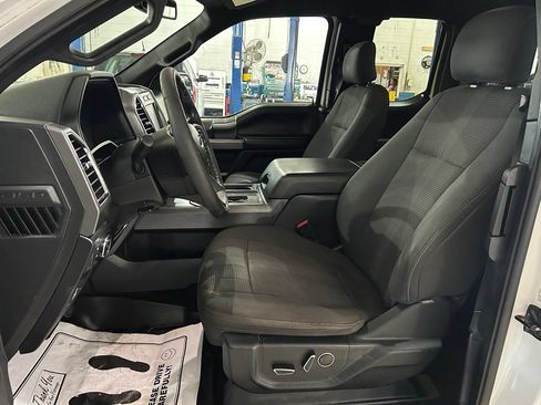 Used 2015 Ford F150 XLT w/ Equipment Group 302A Luxury AWD/4WD image 17