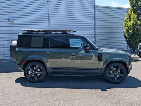 Certified 2026 Land Rover Defender 110 S AWD/4WD image 5