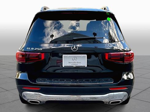 New 2026 Mercedes-Benz GLB 250 4MATIC image 5