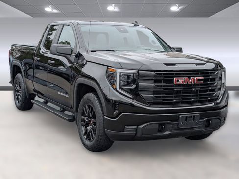 Used 2023 GMC Sierra 1500 Pro w/ Graphite Edition image 6
