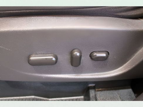 Used 2018 Ford Escape SEL image 13