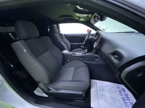 Used 2022 Dodge Challenger R/T image 28