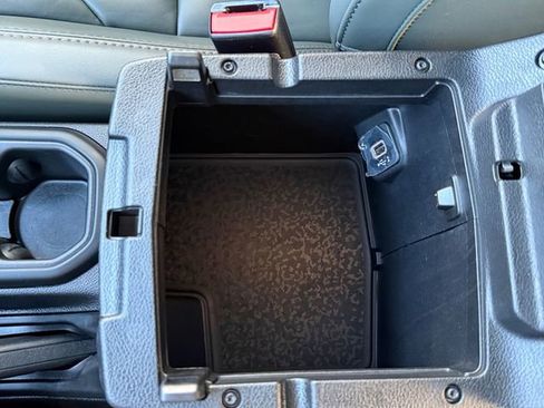 Used 2024 Jeep Gladiator Mojave image 26