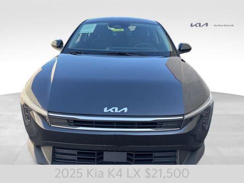 Certified 2025 Kia K4 FWD image 3