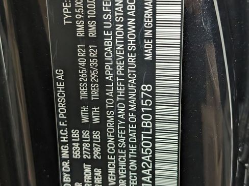 Certified 2026 Porsche Macan AWD/4WD image 27