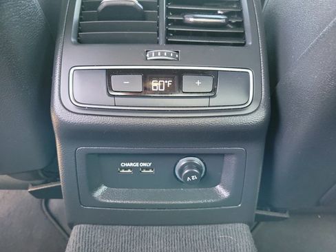 Used 2024 Audi A4 2.0T Premium Plus AWD/4WD image 11