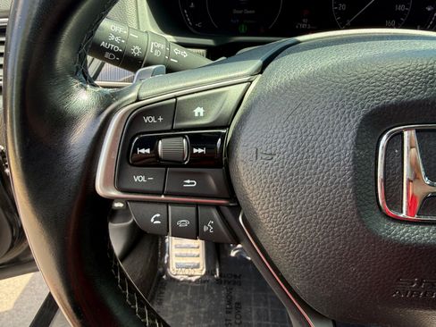 Used 2022 Honda Accord Sport image 14