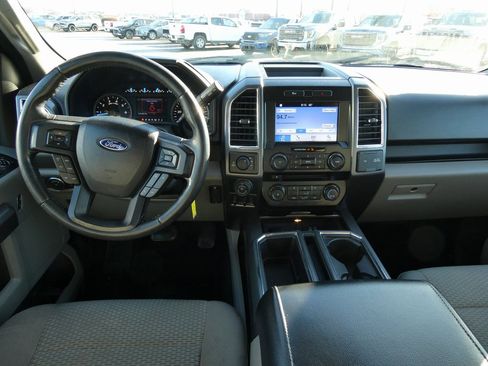 Used 2016 Ford F150 XLT w/ Equipment Group 302A Luxury image 18