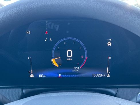 Used 2025 Chevrolet TrailBlazer LT FWD image 23