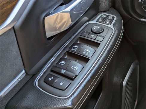 Used 2024 RAM 2500 Laramie image 25