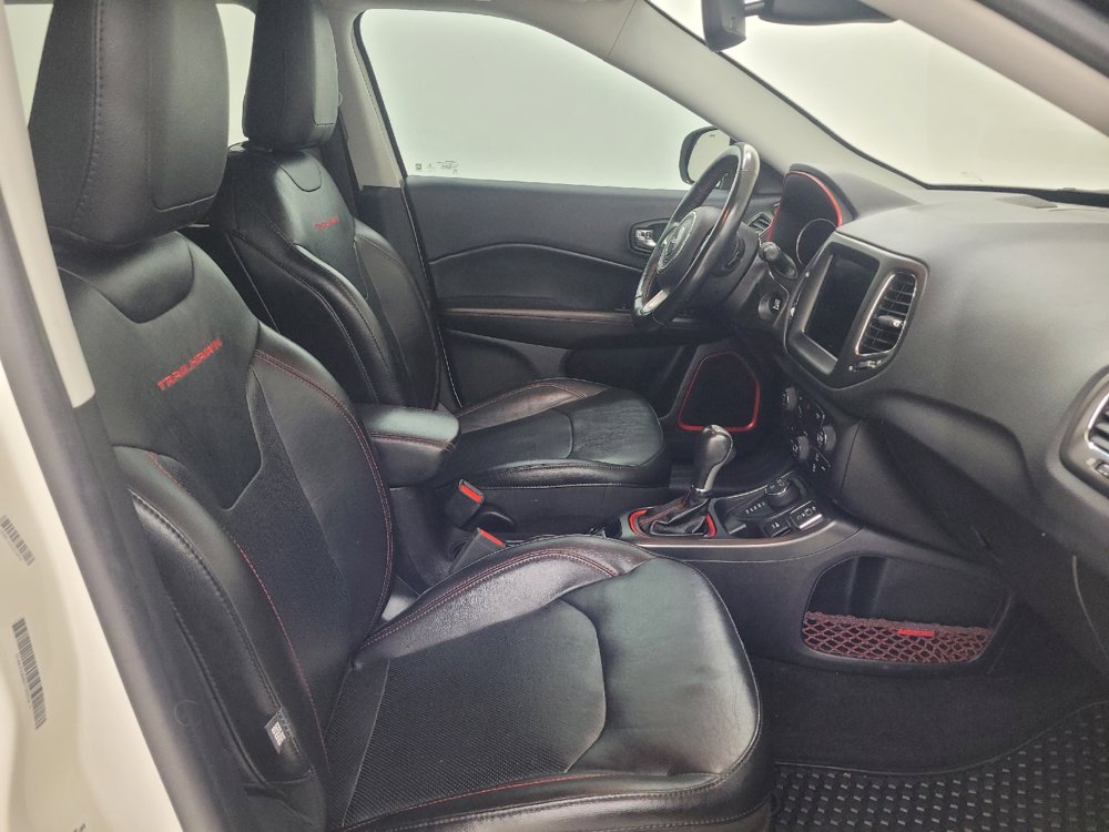 Used 2019 Jeep Compass Trailhawk w/ Leather Interior Group AWD/4WD image 21